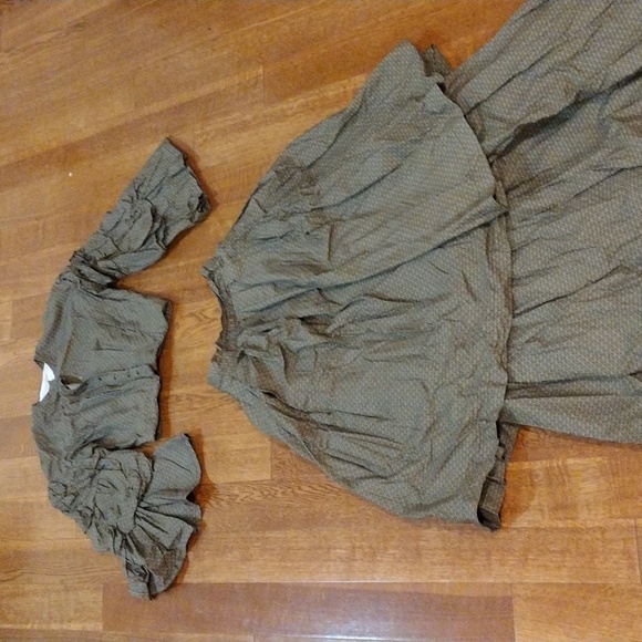 Reproduction 1850s Gown - Picture 2 of 7